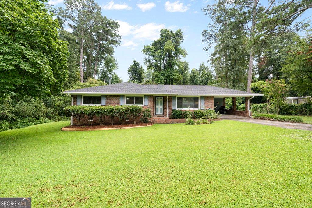 4 Gordon Street, Newnan, GA 30263