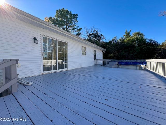 1942 Nc 33, Chocowinity, NC 27817