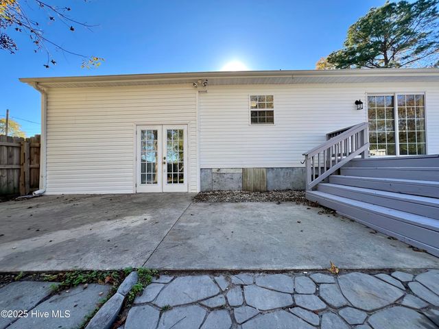 1942 Nc 33, Chocowinity, NC 27817