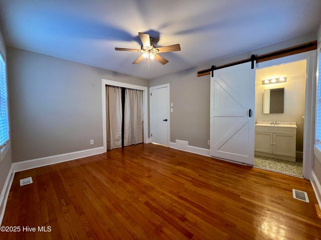 1942 Nc 33, Chocowinity, NC 27817