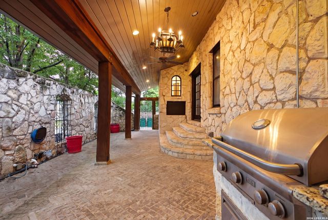103 Park Hill, San Antonio, TX 78212
