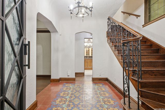103 Park Hill, San Antonio, TX 78212
