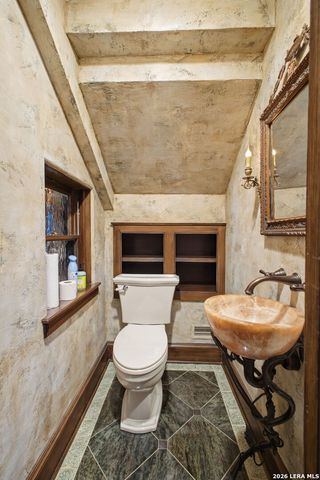 103 Park Hill, San Antonio, TX 78212