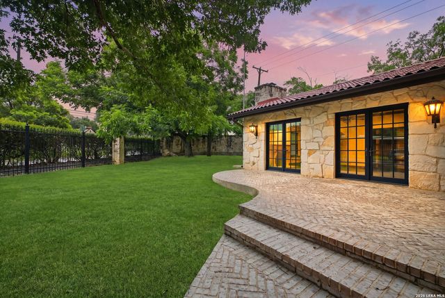 103 Park Hill, San Antonio, TX 78212