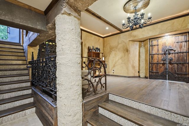 103 Park Hill, San Antonio, TX 78212