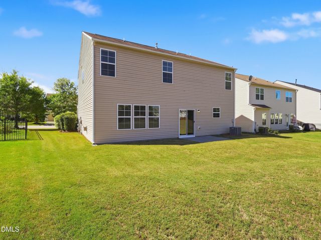8041 Hartham Park Avenue, Raleigh, NC 27616