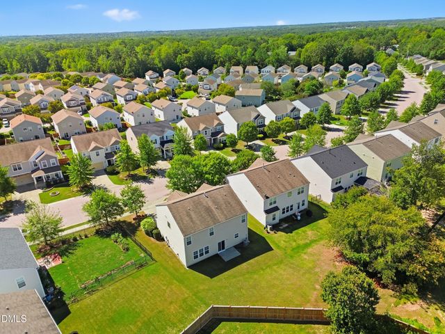 8041 Hartham Park Avenue, Raleigh, NC 27616