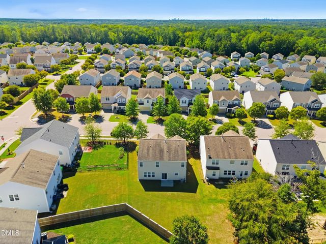 8041 Hartham Park Avenue, Raleigh, NC 27616