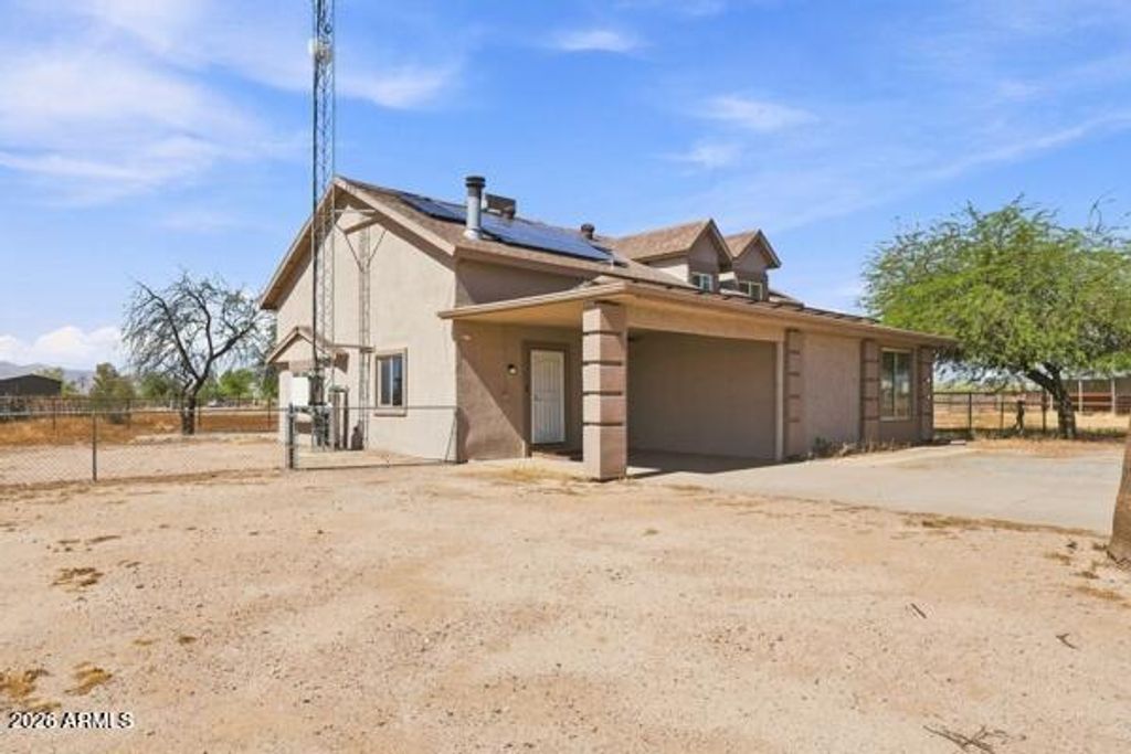27602 N DENVER HILL Drive, Wittmann, AZ 85361 — photo 2
