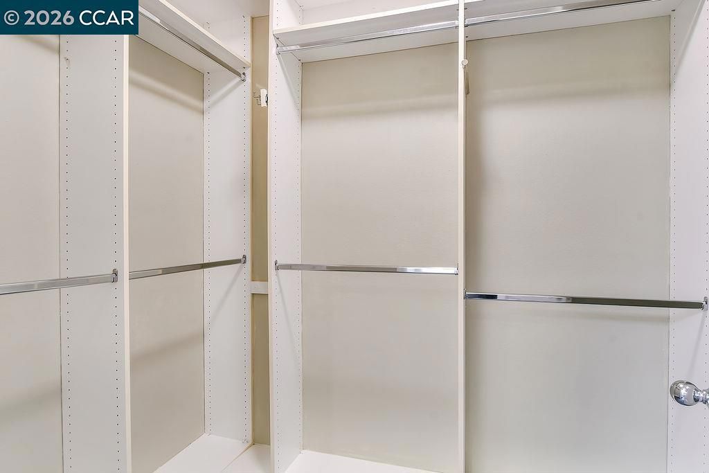 Image 16 of property listing at 4072 4072 Summer Gate Ave, Vallejo, CA 94591