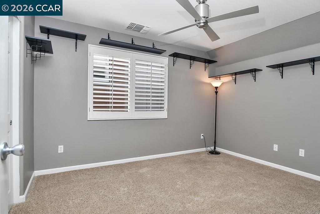 Image 25 of property listing at 4072 4072 Summer Gate Ave, Vallejo, CA 94591