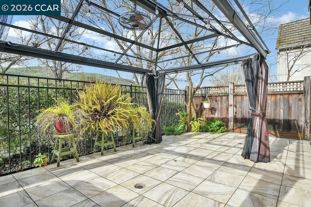 Image 29 of property listing at 4072 4072 Summer Gate Ave, Vallejo, CA 94591