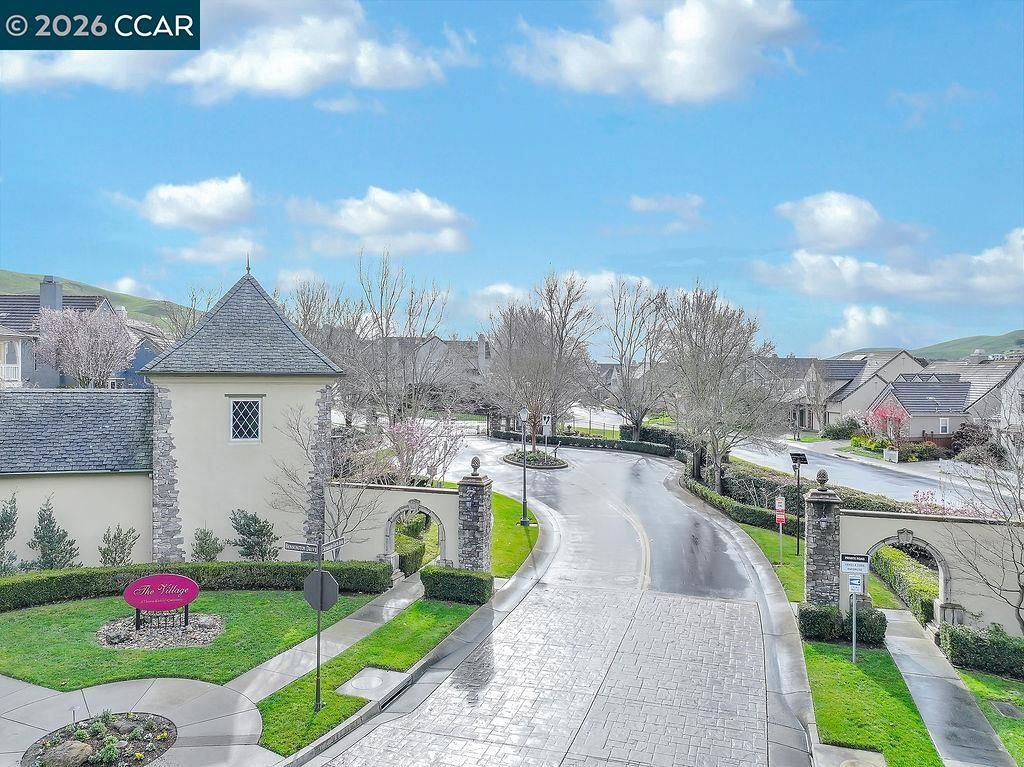 Image 34 of property listing at 4072 4072 Summer Gate Ave, Vallejo, CA 94591