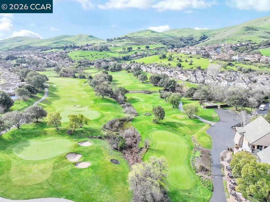 Image 35 of property listing at 4072 4072 Summer Gate Ave, Vallejo, CA 94591