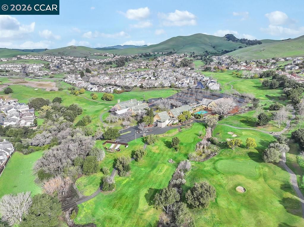 Image 36 of property listing at 4072 4072 Summer Gate Ave, Vallejo, CA 94591