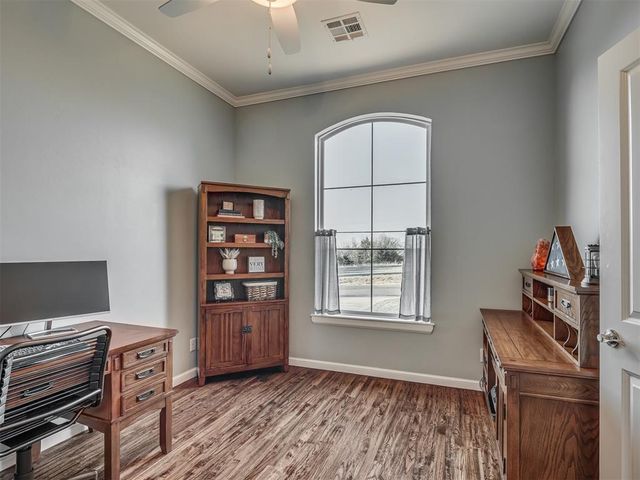 4850 W Canyon Road, Guthrie, OK 73044