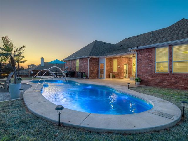 4850 W Canyon Road, Guthrie, OK 73044