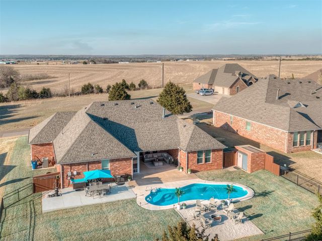 4850 W Canyon Road, Guthrie, OK 73044