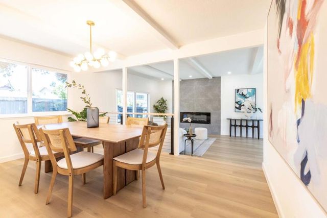 869 Lusterleaf Drive, Sunnyvale, CA 94086