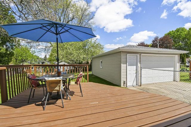 1910 Sachtjen Street, Madison, WI 53704