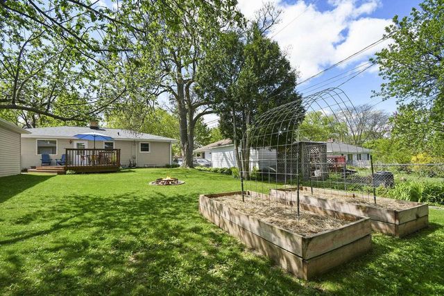 1910 Sachtjen Street, Madison, WI 53704
