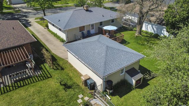 1910 Sachtjen Street, Madison, WI 53704