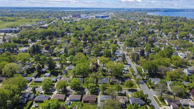1910 Sachtjen Street, Madison, WI 53704