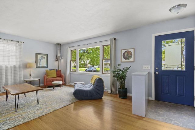 1910 Sachtjen Street, Madison, WI 53704