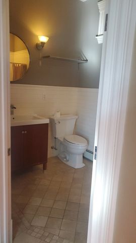 36 Sunhill Lane G, Newton, MA 02459