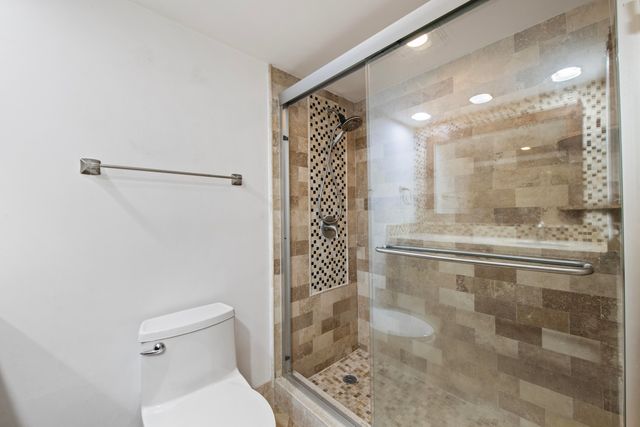 2851 S PALM AIRE Drive 503, Pompano Beach, FL 33069