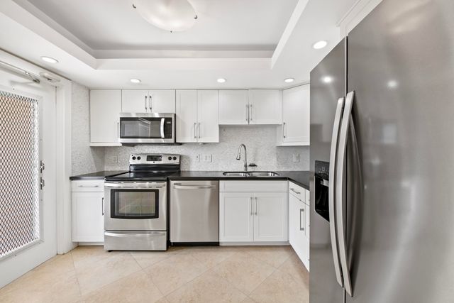 2851 S PALM AIRE Drive 503, Pompano Beach, FL 33069