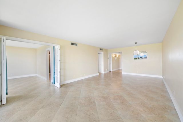 2851 S PALM AIRE Drive 503, Pompano Beach, FL 33069