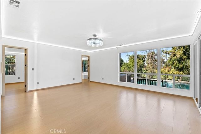 27411 Santa Fe Street, Hemet, CA 92543