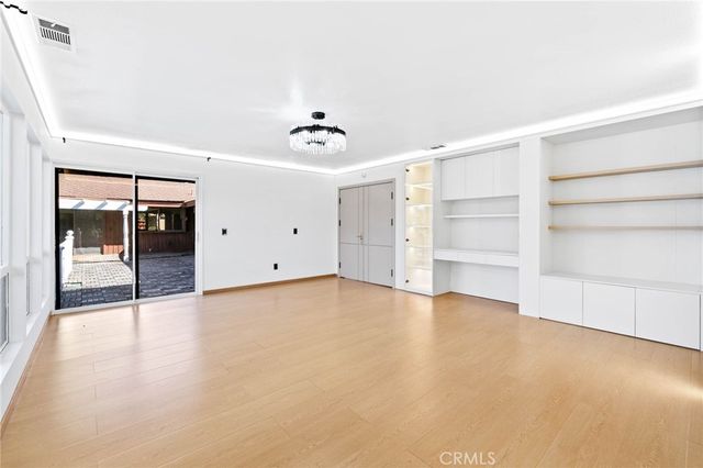 27411 Santa Fe Street, Hemet, CA 92543