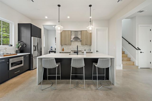 1504 Ruth Ave 3, Austin, TX 78757