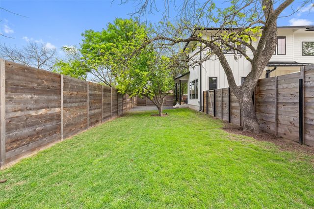 1504 Ruth Ave 3, Austin, TX 78757