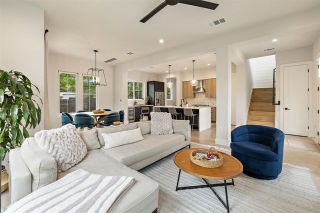 1504 Ruth Ave 3, Austin, TX 78757