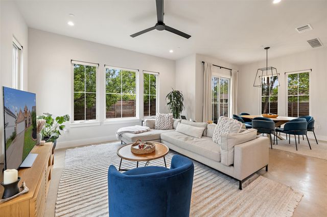 1504 Ruth Ave 3, Austin, TX 78757