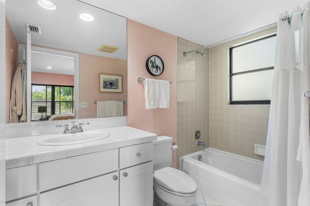 13329 Polo Club Road 206, Wellington, FL 33414
