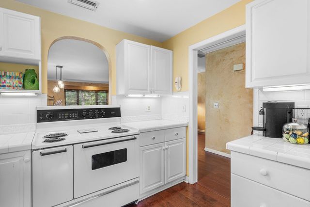 13329 Polo Club Road 206, Wellington, FL 33414