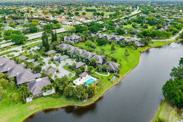 13329 Polo Club Road 206, Wellington, FL 33414