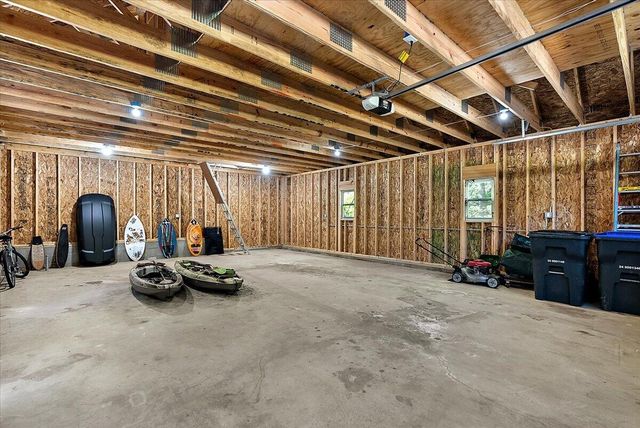 9555 Dunewood Drive, Bridgman, MI 49106