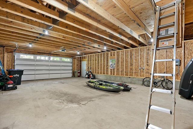 9555 Dunewood Drive, Bridgman, MI 49106