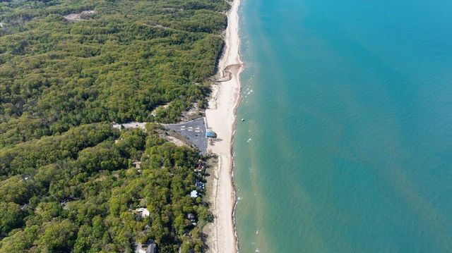 9555 Dunewood Drive, Bridgman, MI 49106