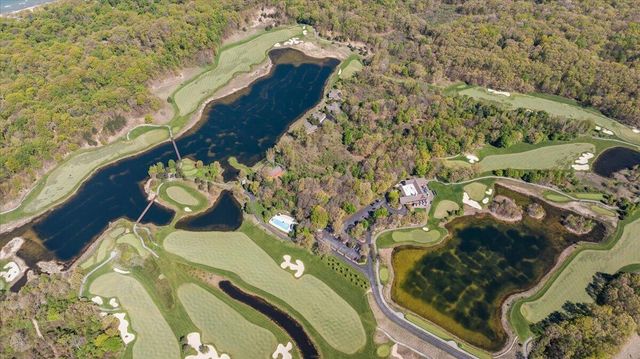 9555 Dunewood Drive, Bridgman, MI 49106