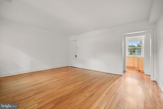 3708 S ST NW, Washington, DC 20007