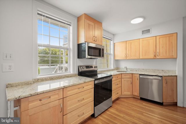 3708 S ST NW, Washington, DC 20007