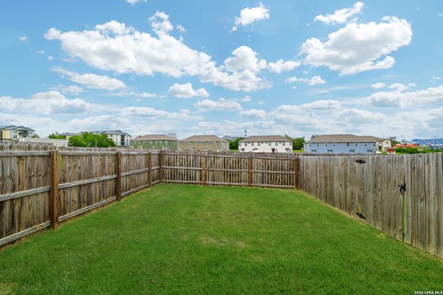 7220 SAVANNAH BRKS, Live Oak, TX 78233