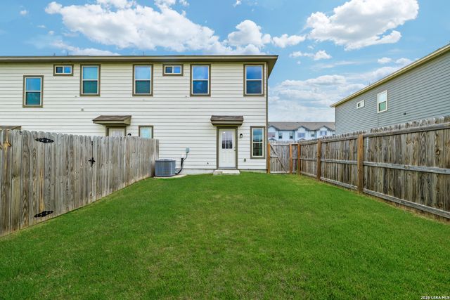 7220 SAVANNAH BRKS, Live Oak, TX 78233