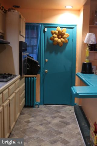 121 E TULPEHOCKEN, Philadelphia, PA 19144